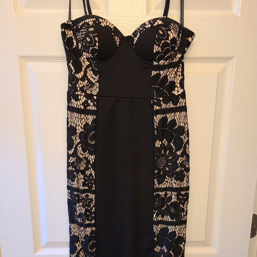 Black lace panel dress